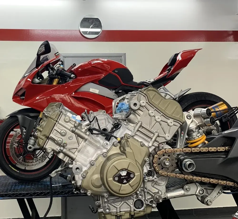 Fanmotorcycles Service